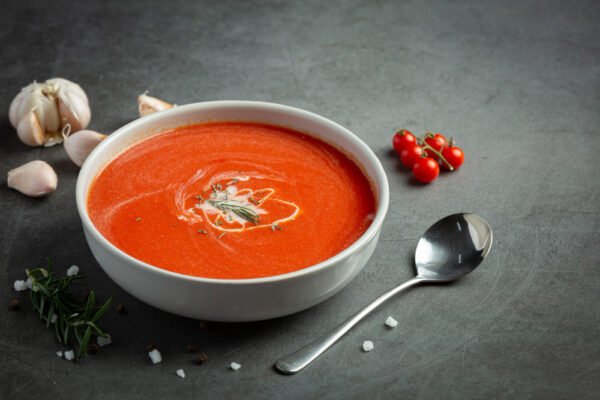 tomato dhaniya soup